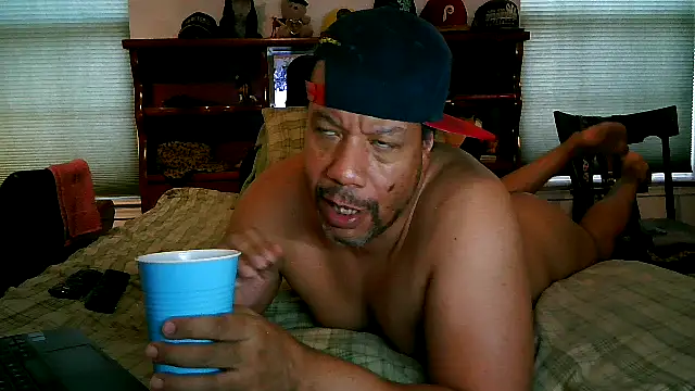 Snapshot of pimpdaddy4ever chatting on 25, 1, 2025 pimpdaddy4ever online show from 25, 1, 2025