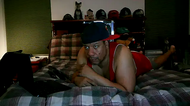 Snapshot of pimpdaddy4ever chatting on 21, 3, 2025 pimpdaddy4ever online show from 21, 3, 2025