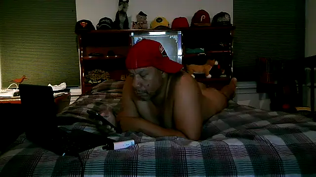 Snapshot of pimpdaddy4ever chatting on 8, 10, 2025 pimpdaddy4ever online show from 8, 10, 2025