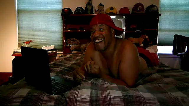 Snapshot of pimpdaddy4ever chatting on 9, 10, 2025 pimpdaddy4ever online show from 9, 10, 2025