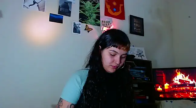 Snapshot of sweetiee_mary chatting on 23, 2, 2025 sweetiee mary online show from 23, 2, 2025