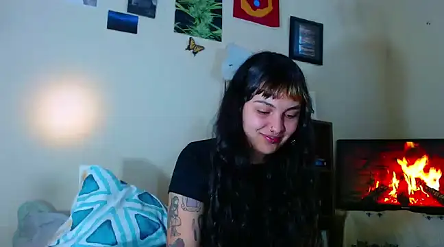 Snapshot of sweetiee_mary chatting on 18, 3, 2025 sweetiee mary online show from 18, 3, 2025