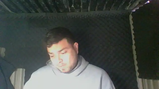 Snapshot of DirtyRcride chatting on 14, 2, 2025 DirtyRcride online show from 14, 2, 2025