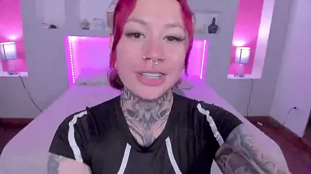Snapshot of ViolettaBaker_ chatting on 31, 1, 2025 ViolettaBaker online show from 31, 1, 2025