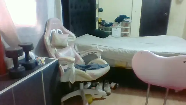 Snapshot of Jennxdolls chatting on 13, 2, 2025 Jennxdolls online show from 13, 2, 2025