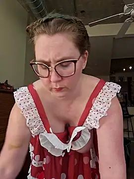 littlelustlamb online show from 24, 1, 2025