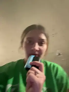 Snapshot of emilysue1 chatting on 2, 3, 2025 emilysue1 online show from 2, 3, 2025