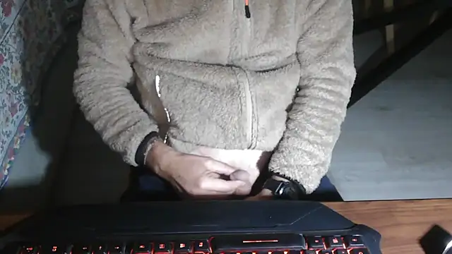 Snapshot of Adri_gard chatting on 23, 11, 2025 Adri gard online show from 23, 11, 2025