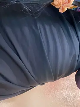 Evelyn Moon online show from 19, 11, 2025