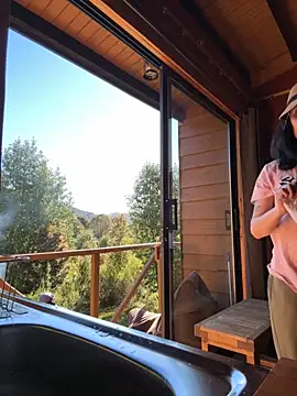 Snapshot of Reinacatchile chatting on 22, 11, 2025 Reinacatchile online show from 22, 11, 2025