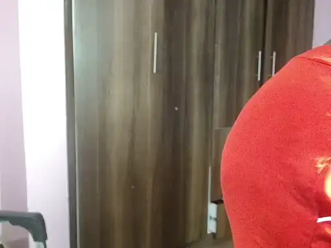 massive squirts online show from 31, 10, 2025