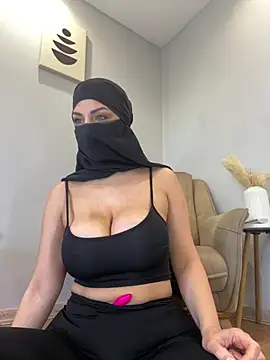 Amberonee31 online show from 3, 3, 2026