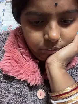 Snapshot of Beauty-queen chatting on 23, 1, 2025 Beauty-queen online show from 23, 1, 2025