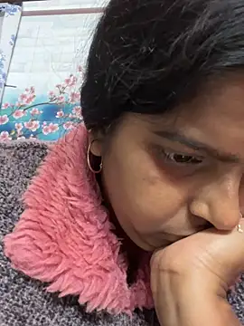 Snapshot of Beauty-queen chatting on 9, 2, 2025 Beauty-queen online show from 9, 2, 2025