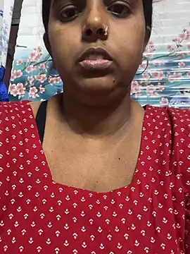 Snapshot of Beauty-queen chatting on 26, 2, 2025 Beauty-queen online show from 26, 2, 2025