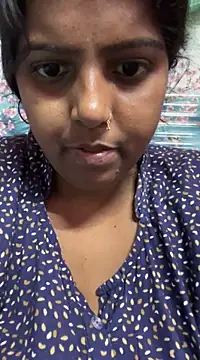 Snapshot of Beauty-queen chatting on 10, 3, 2025 Beauty-queen online show from 10, 3, 2025