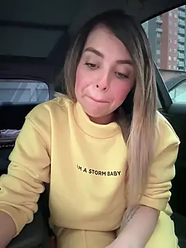 Alirawrz online show from 4, 3, 2025