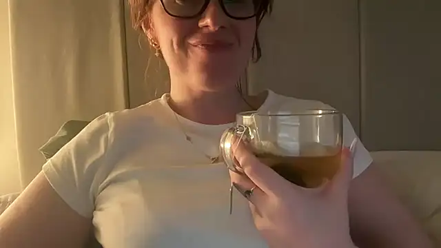 Snapshot of redheadrosie69 chatting on 7, 5, 2026 redheadrosie69 online show from 7, 5, 2026