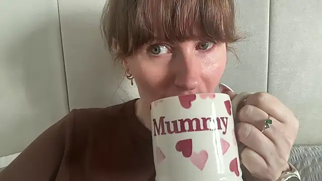 Snapshot of redheadrosie69 chatting on 8, 5, 2026 redheadrosie69 online show from 8, 5, 2026