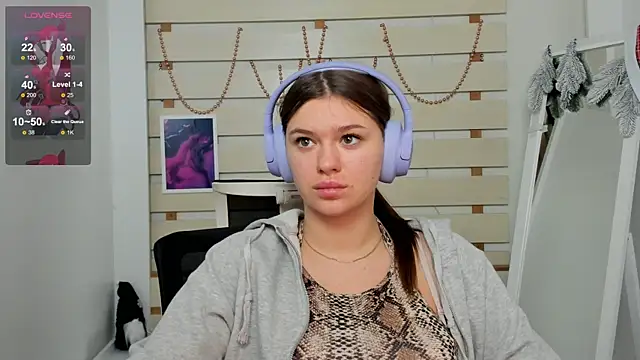 Snapshot of Josephine_Kiss chatting on 12, 1, 2025 Josephine Kiss online show from 12, 1, 2025