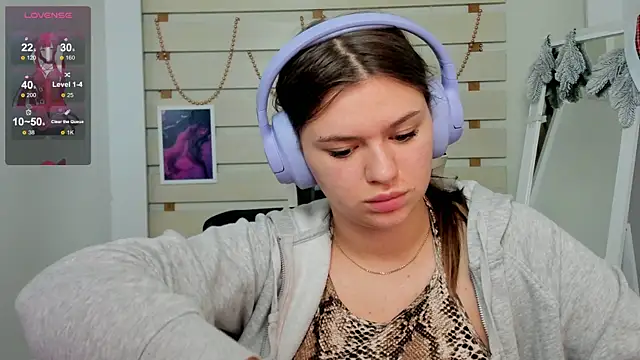 Snapshot of Josephine_Kiss chatting on 12, 1, 2025 Josephine Kiss online show from 12, 1, 2025