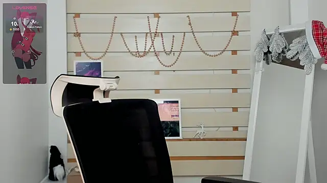 Snapshot of Josephine_Kiss chatting on 15, 1, 2025 Josephine Kiss online show from 15, 1, 2025