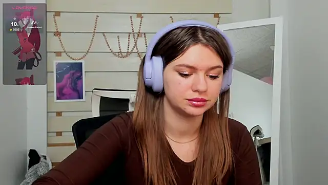 Snapshot of Josephine_Kiss chatting on 18, 1, 2025 Josephine Kiss online show from 18, 1, 2025