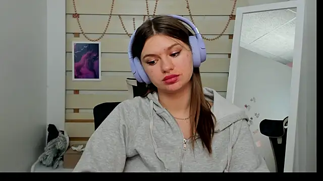 Snapshot of Josephine_Kiss chatting on 19, 1, 2025 Josephine Kiss online show from 19, 1, 2025