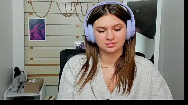 Snapshot of Josephine_Kiss chatting on 21, 1, 2025 Josephine Kiss online show from 21, 1, 2025