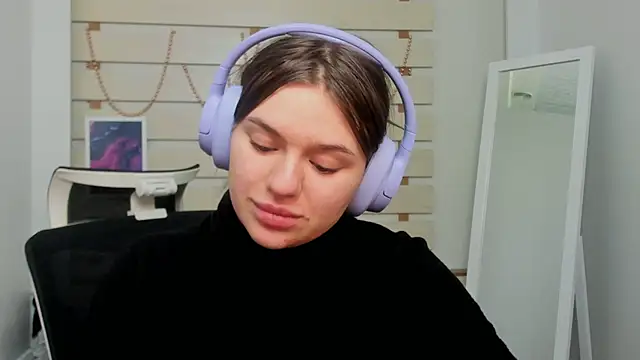 Snapshot of Josephine_Kiss chatting on 9, 2, 2025 Josephine Kiss online show from 9, 2, 2025