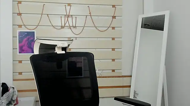 Snapshot of Josephine_Kiss chatting on 9, 2, 2025 Josephine Kiss online show from 9, 2, 2025