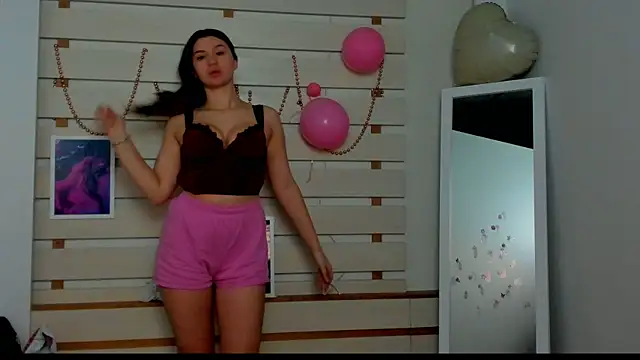 Snapshot of Josephine_Kiss chatting on 13, 2, 2025 Josephine Kiss online show from 13, 2, 2025