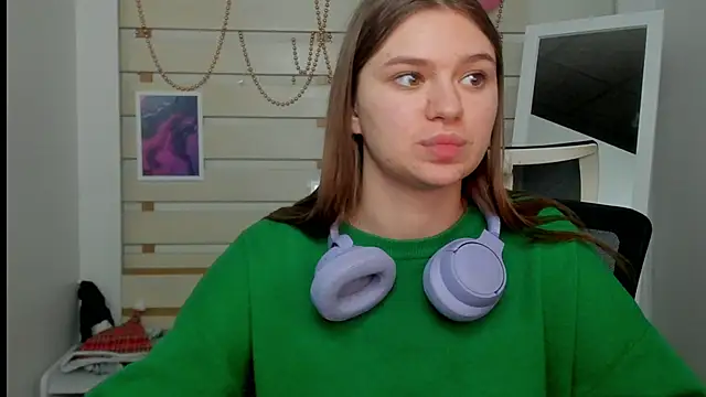 Snapshot of Josephine_Kiss chatting on 21, 2, 2025 Josephine Kiss online show from 21, 2, 2025