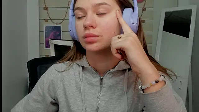 Snapshot of Josephine_Kiss chatting on 25, 2, 2025 Josephine Kiss online show from 25, 2, 2025