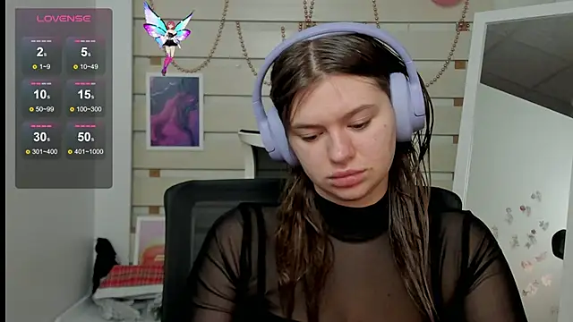 Snapshot of Josephine_Kiss chatting on 9, 3, 2025 Josephine Kiss online show from 9, 3, 2025