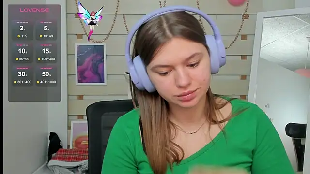 Snapshot of Josephine_Kiss chatting on 21, 3, 2025 Josephine Kiss online show from 21, 3, 2025