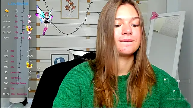 Snapshot of Josephine_Kiss chatting on 2, 10, 2025 Josephine Kiss online show from 2, 10, 2025