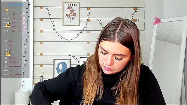 Snapshot of Josephine_Kiss chatting on 6, 10, 2025 Josephine Kiss online show from 6, 10, 2025