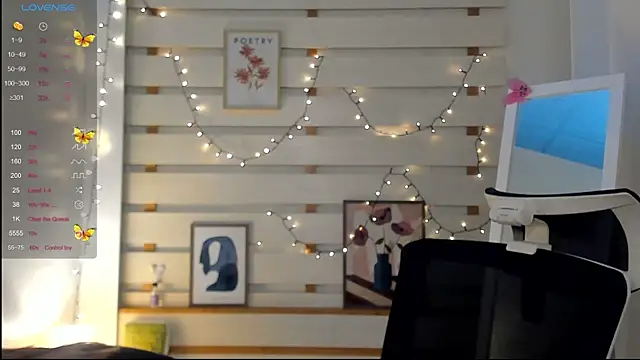 Snapshot of Josephine_Kiss chatting on 13, 10, 2025 Josephine Kiss online show from 13, 10, 2025