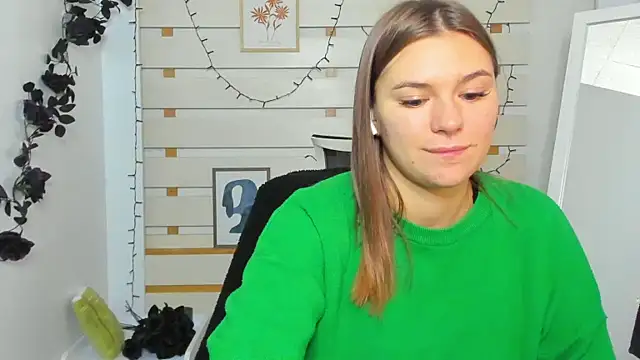 Snapshot of Josephine_Kiss chatting on 13, 11, 2025 Josephine Kiss online show from 13, 11, 2025