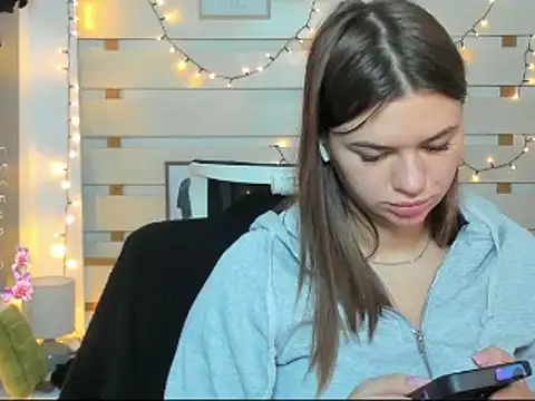 Snapshot of Josephine_Kiss chatting on 29, 11, 2025 Josephine Kiss online show from 29, 11, 2025