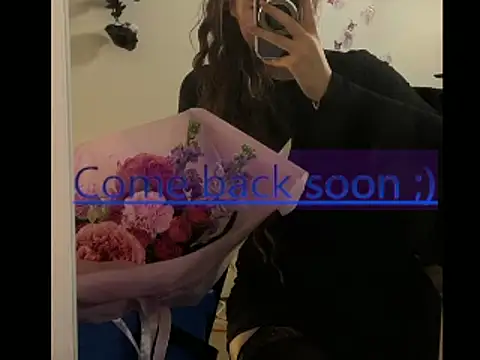 Josephine Kiss online show from 7, 7, 2026