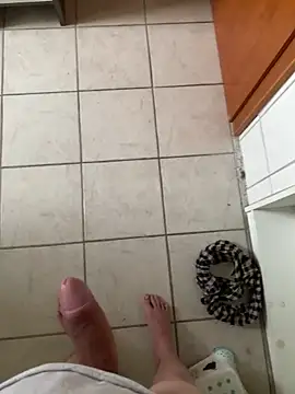 Snapshot of YoungDick25 chatting on 12, 10, 2025 YoungDick25 online show from 12, 10, 2025