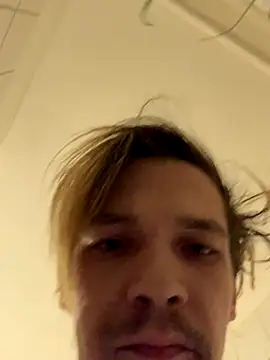 Snapshot of YoungDick25 chatting on 31, 10, 2025 YoungDick25 online show from 31, 10, 2025