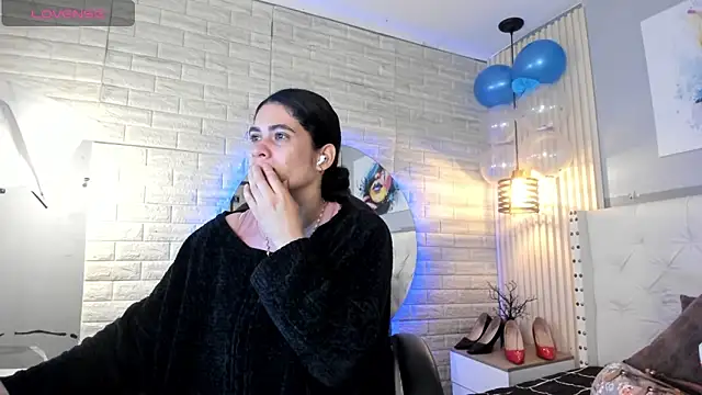 Snapshot of sussy__stone chatting on 17, 6, 2026 sussy stone online show from 17, 6, 2026