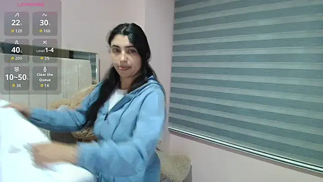 Danna 777  online show from 4, 11, 2025