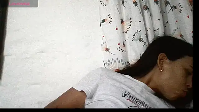 Snapshot of stefany_sexxx chatting on 12, 1, 2025 stefany sexxx online show from 12, 1, 2025