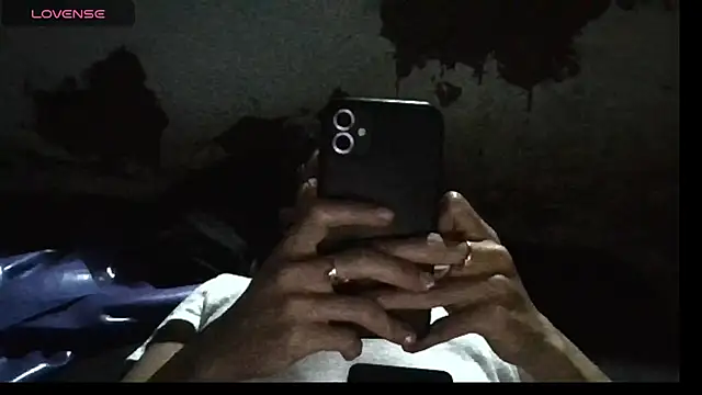 Snapshot of stefany_sexxx chatting on 5, 3, 2025 stefany sexxx online show from 5, 3, 2025