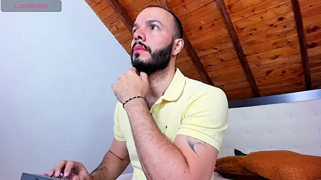 Tom Bailey online show from 28, 9, 2025