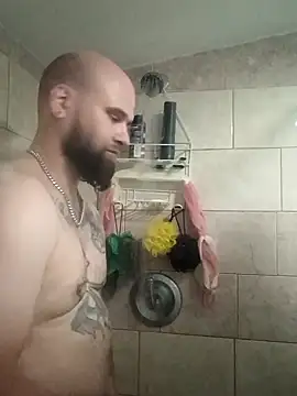 Snapshot of Dj8717 chatting on 18, 9, 2025 Dj8717 online show from 18, 9, 2025